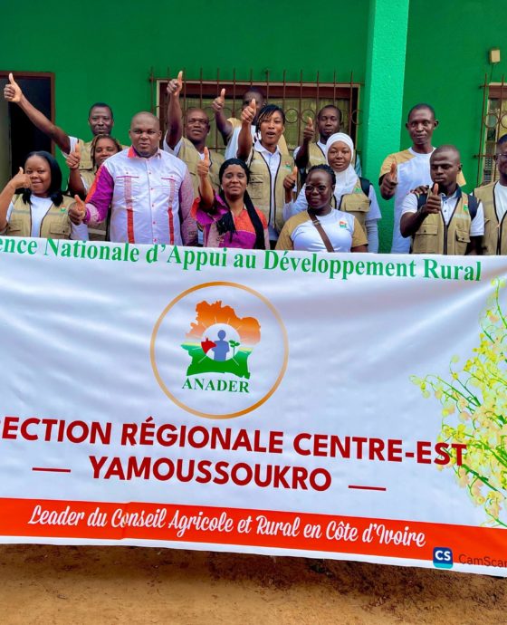 YAMOUSSOUKRO : L’ANADER CENTRE-EST FAIT FORTE IMPRESSION AU DÉFILÉ DU 1ER MAI