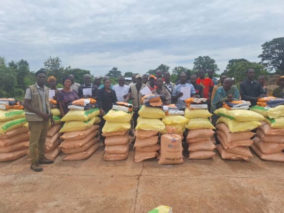 AUTOSUFFISANCE ALIMENTAIRE : L’ANADER DISTRIBUE DES INTRANTS A DES PRODUCTEURS DE RIZ ET MAÏS A ZUENOULA