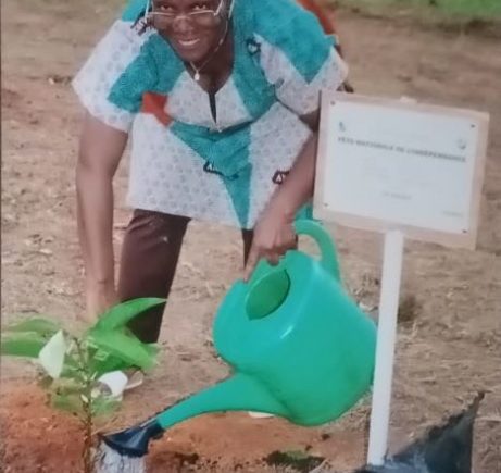 AN 65 DE L’INDÉPENDANCE DE LA CÔTE D’IVOIRE : L’ANADER ET DES AUTORITÉS ADMINISTRATIVES DE BOUAKÉ PLANTENT DES ARBRES DANS LA VILLE
