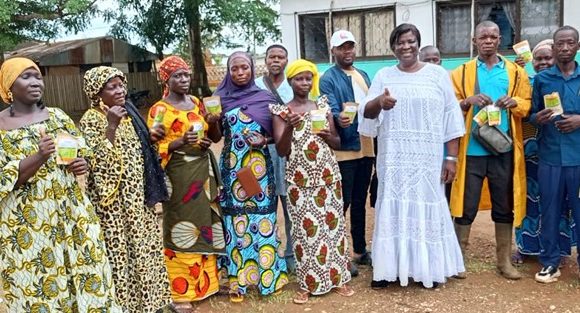 ABENGOUROU : L’ANADER DISTRIBUE DES SEMENCES AMÉLIORÉES DE RIZ À 118 PRODUCTEURS