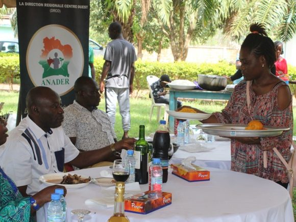 VIE D’ENTREPRISE : LA DR CENTRE-OUEST S’OFFRE UN DÉJEUNER DE FIN D’ANNÉE