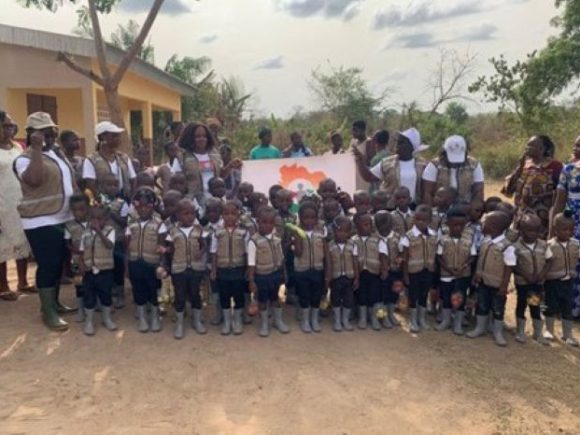 M’BAHIAKRO : L’ANADER ET DES ÉCOLIERS S’OFFRENT UN MARDI GRAS DE RÊVE