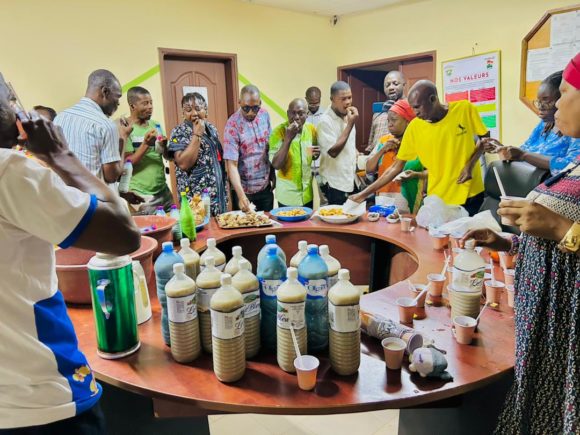 LA DRE RENFORCE LA COHÉSION À TRAVERS UNE RUPTURE COLLECTIVE DU JEÛNE