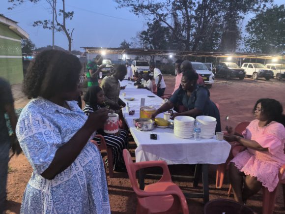ANADER DR OUEST : CHRÉTIENS ET MUSULMANS PARTAGENT UN REPAS COLLECTIF