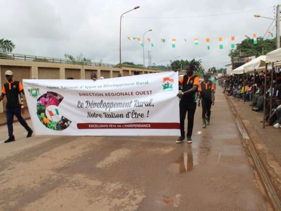 L’ANADER PREND PART AU DÉFILÉ COMMÉMORATIF DU 66ᵉ ANNIVERSAIRE DE L’INDÉPENDANCE DE LA CÔTE D’IVOIRE